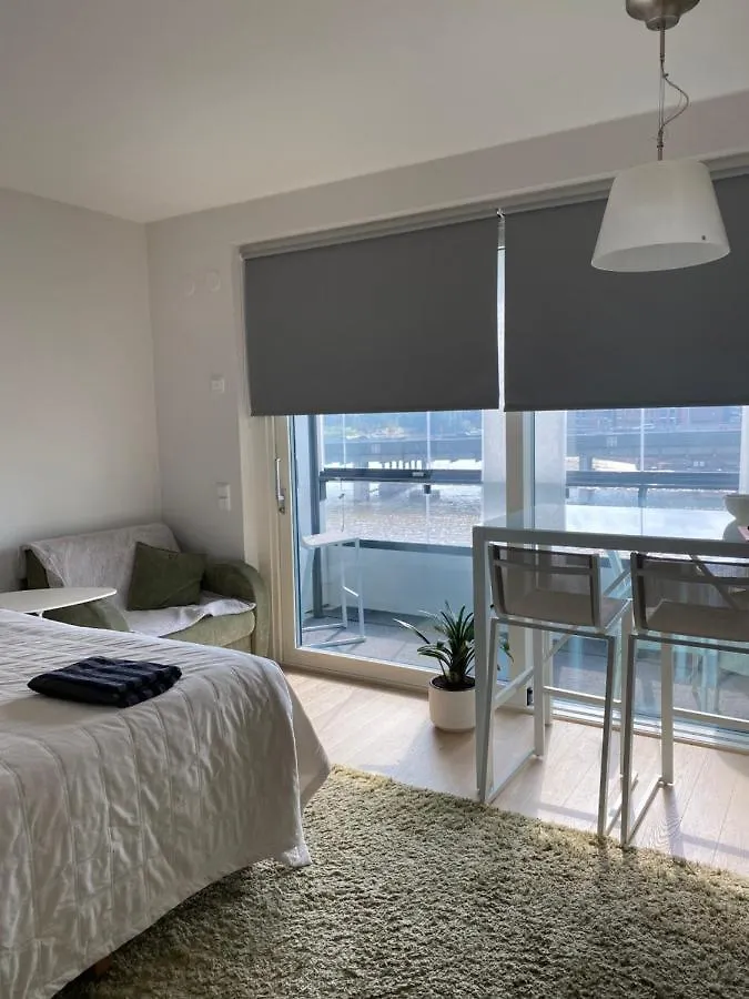 Sea View Lux Kalasatama Romantic Studio - Balcony & Coffee& Tee, Wifi, Gym &Sauna Helsinki