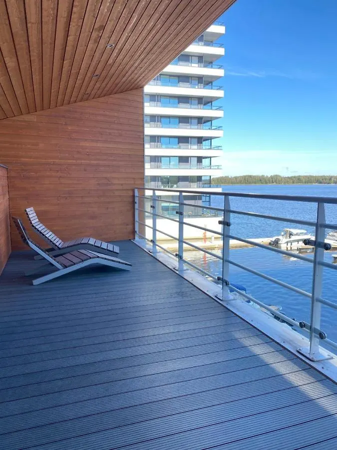 Sea View Lux Kalasatama Romantic Studio - Balcony & Coffee& Tee, Wifi, Gym &Sauna Helsinki Apartment