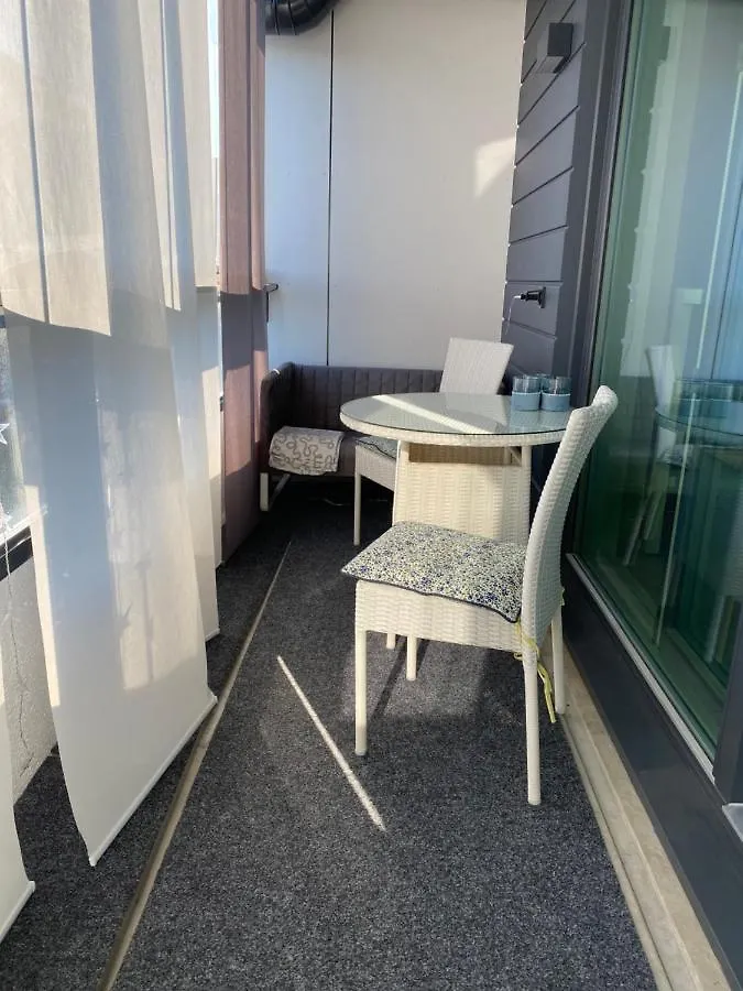 Apartment Sea View Lux Kalasatama Romantic Studio - Balcony & Coffee& Tee, Wifi, Gym &Sauna Helsinki