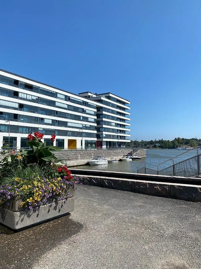 Sea View Lux Kalasatama Romantic Studio - Balcony & Coffee& Tee, Wifi, Gym &Sauna Helsinki